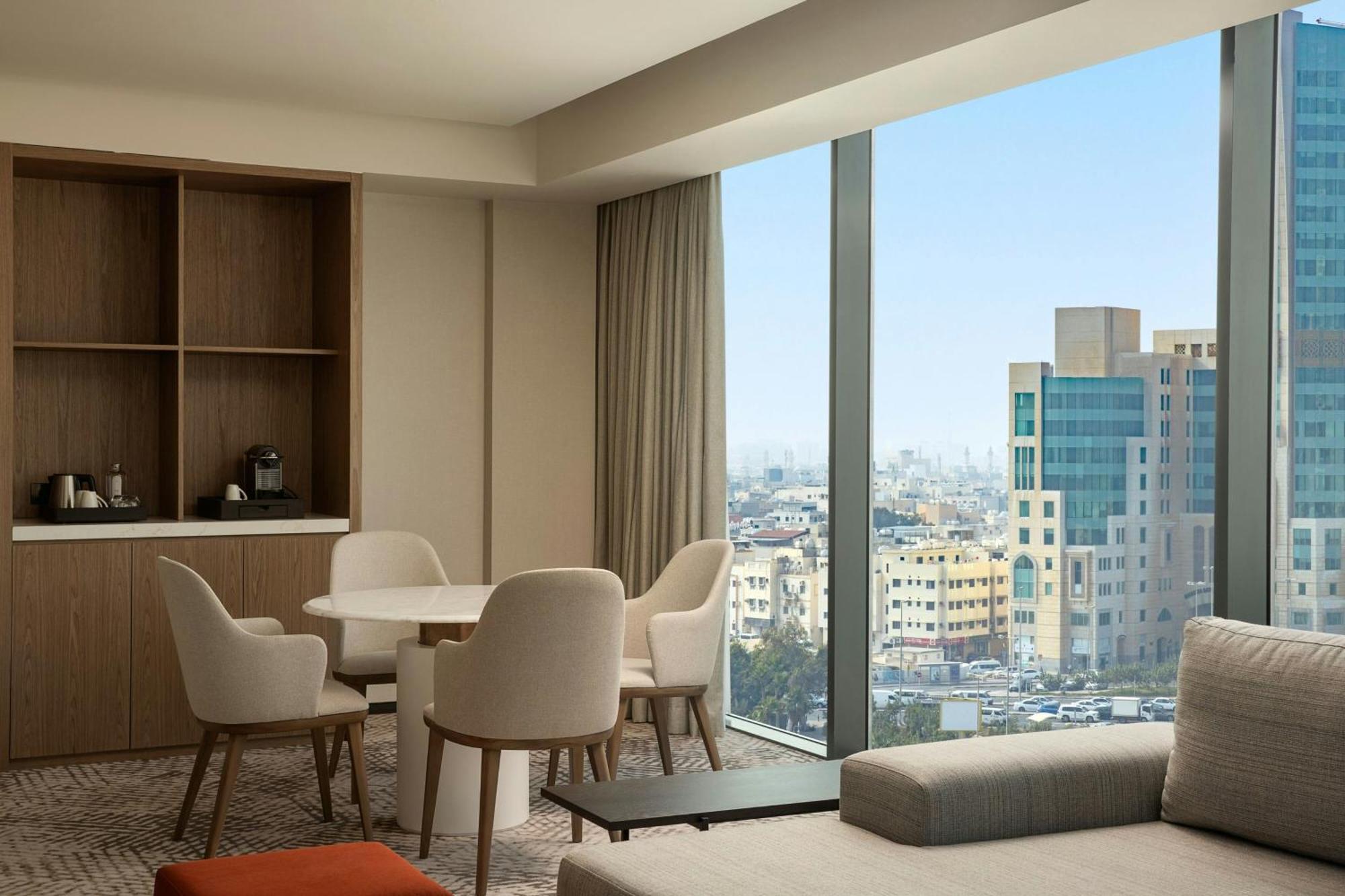 Sheraton Bahrain Hotel Manama Luaran gambar